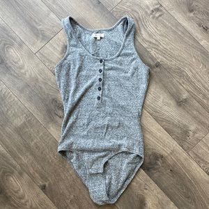 Madewell gray Heather button up snap bottom body suit